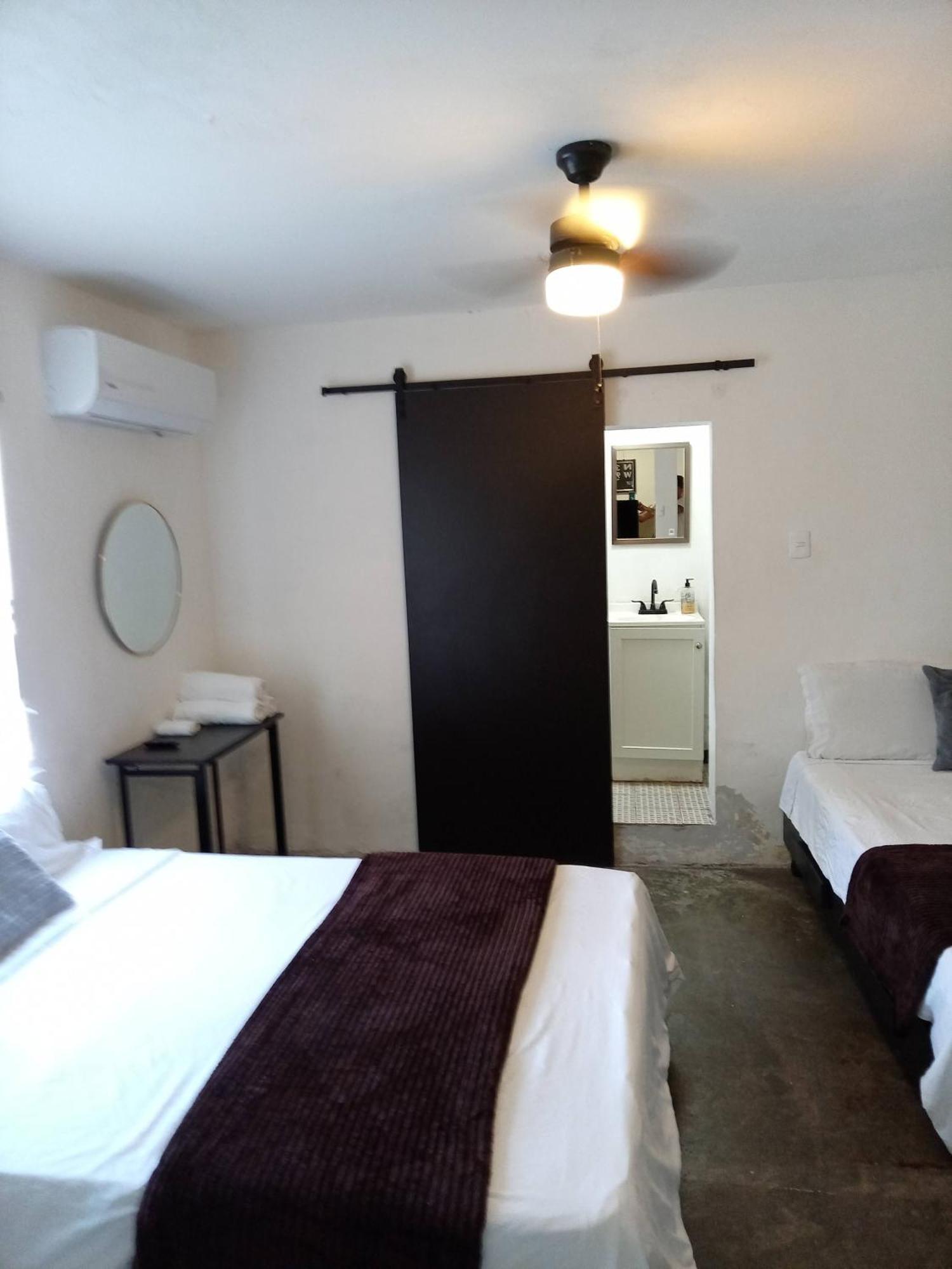 Dgm Lofts Mty Mn 960 G Centro Cerca De Todo Apartman Monterrey Kültér fotó